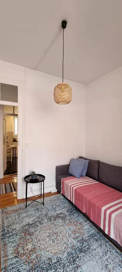 Charming Central Apartment To Rent Lisbon