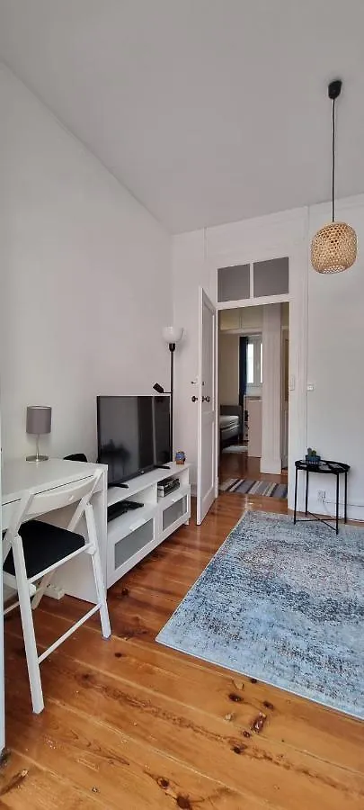 Charming Central Apartment To Rent Lisbon